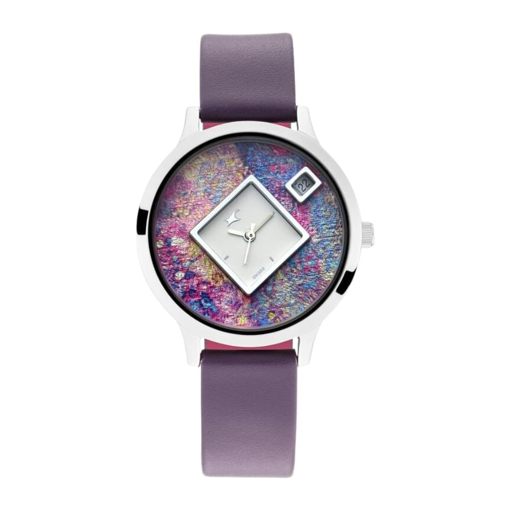 Fastrack Fit Outs Quartz Analog with Date Multicoloured Dial Leather Strap Watch for Girls NR6210SL02