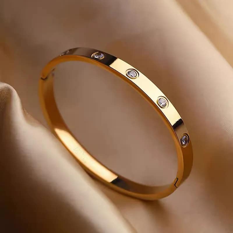 Gleamline Classic Bracelet
