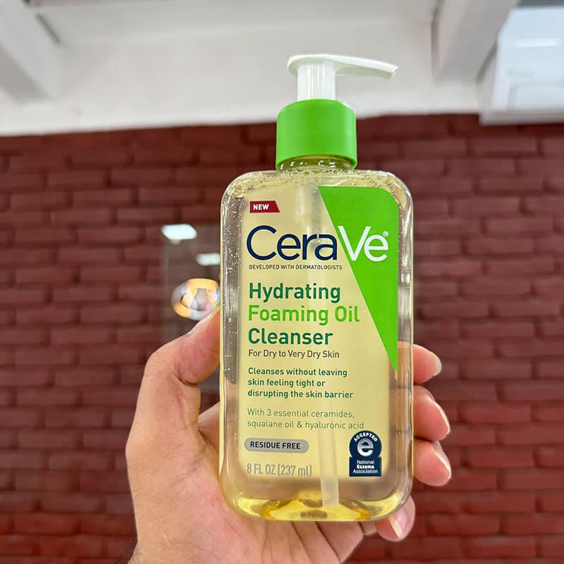 CeraVe Hydrating Foaming Oil Cleanser – 237ml